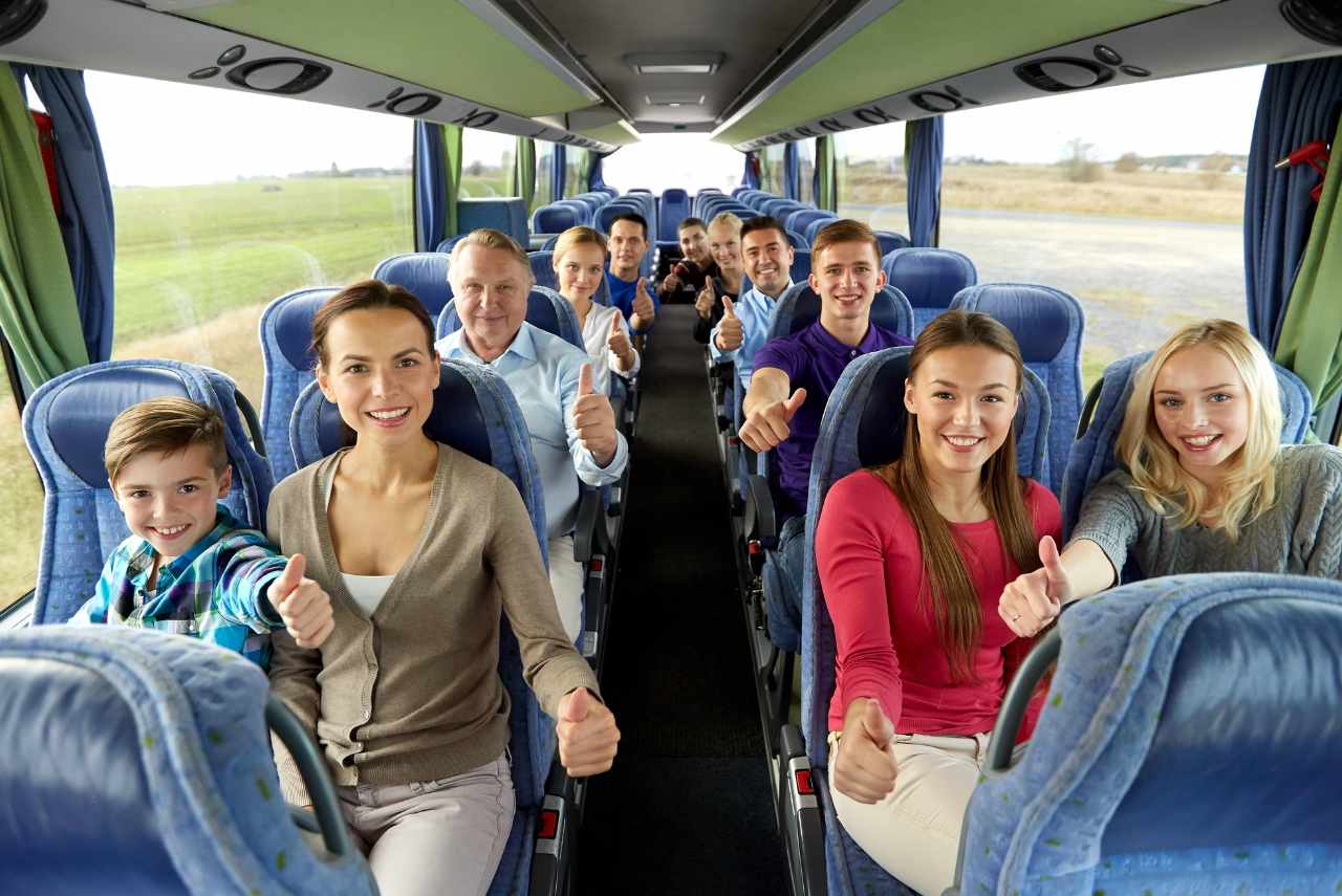 Layanan Bus Pariwisata Bandung