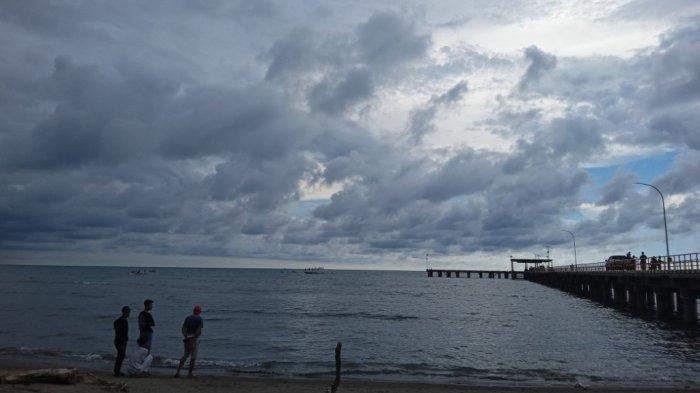 Pantai Barombong